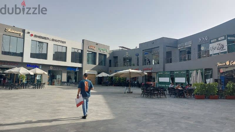 محل للايجار في التجمع الخامس The Market Mall ارضي ١٤٤ متر 4