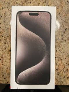 iPhone 15 Pro Max  256 GB   NATURAL TITANIUM   BRAND NEW