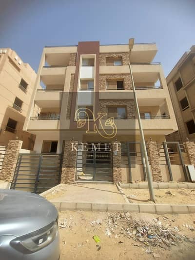 Duplex 260 sqm in Andalus 2, close to Mivida and the southern 90th, garden 150 sqm + private entrance, immediate receipt by counter