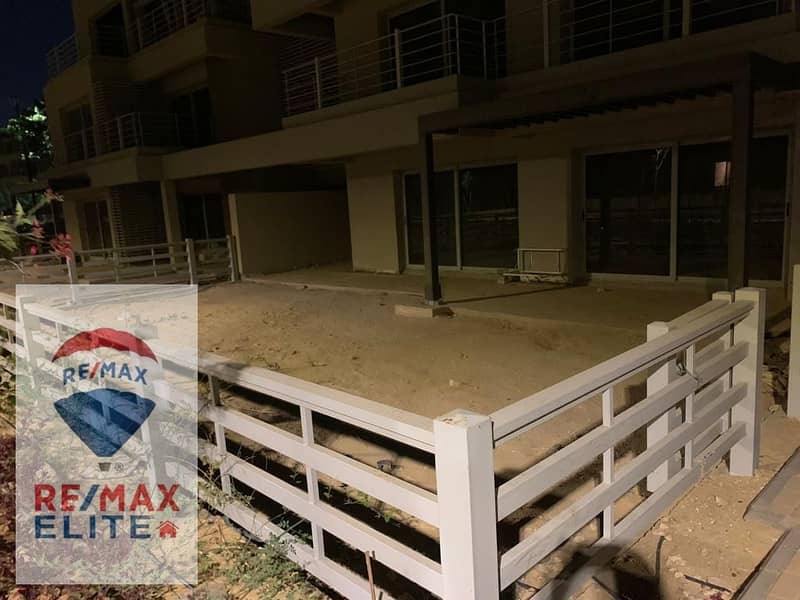 Apartment ground with garden for sale ready to move , in Capital Gardens 193m+92 garden 5