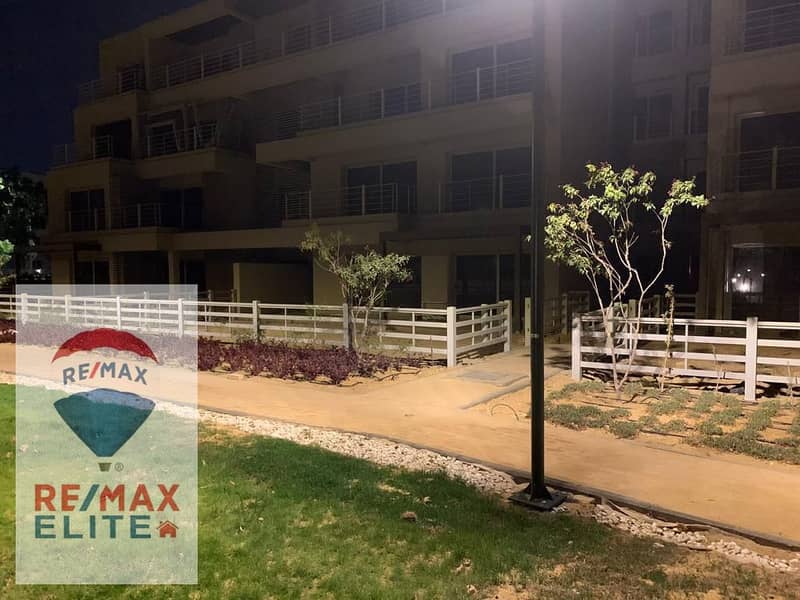 Apartment ground with garden for sale ready to move , in Capital Gardens 193m+92 garden 6