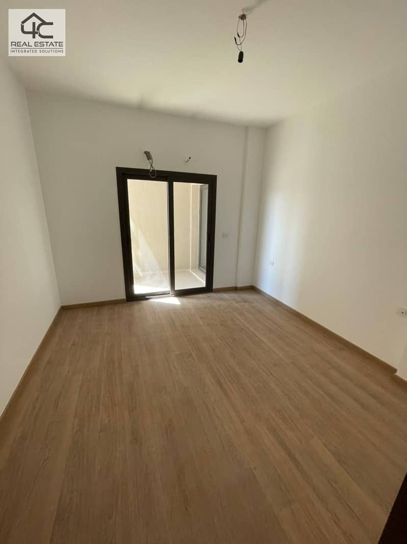 Receive 3 months of a fully finished apartment with air conditioners and the price has been reduced 7