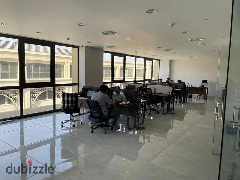 مكتب اداراى 351 متر فى  Mivida Business Park 3