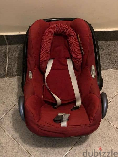 Maxi cosi cabriofix cars seat excellent condition 0