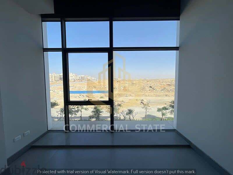 Finished Office 72m for Rent at The Hub-مكتب جاهز للايجار في التجمع 1