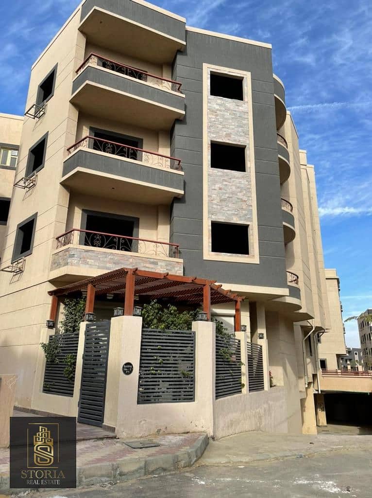 With a down payment of 1,200,000, receive your apartment in the heart of the Fifth Settlement, next to the American University in Cairo. 1