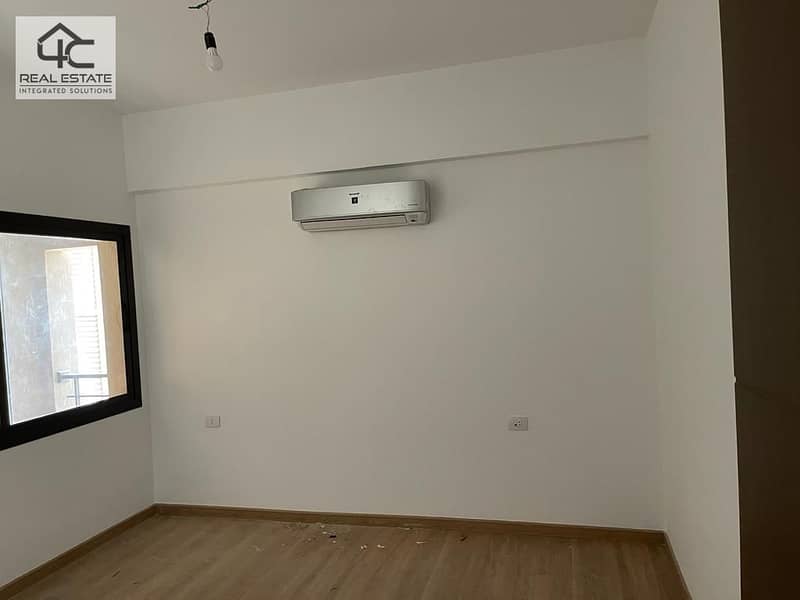 Viewland Scape apartment, fully finished with air conditioners, 168 m 2