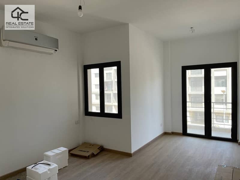 Viewland Scape apartment, fully finished with air conditioners, 168 m 4