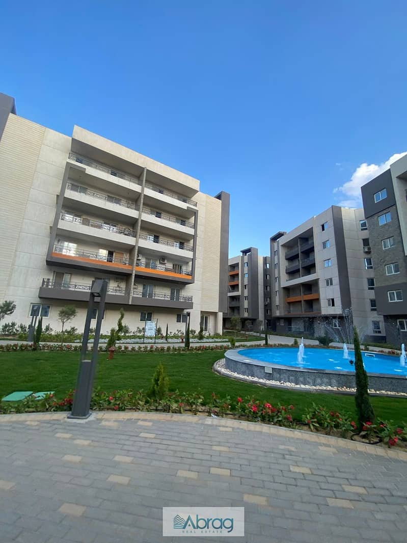 Apartment for sale, 185 sqm, immediate receipt and installments over 6 years, ground floor in a garden, in a compound in Hadayek October 5