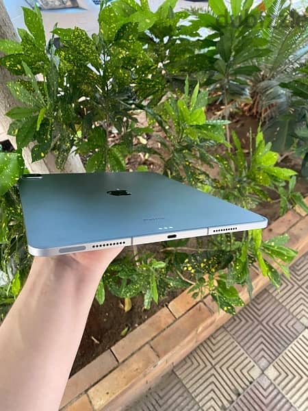 iPad Pro 12.9(inch) m2 (256g+SIM cart) 2