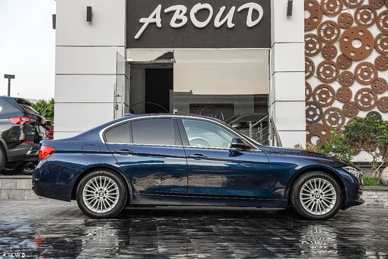 BMW 320 2019 Luxury  صيانات بالكامل بالتوكيل 1