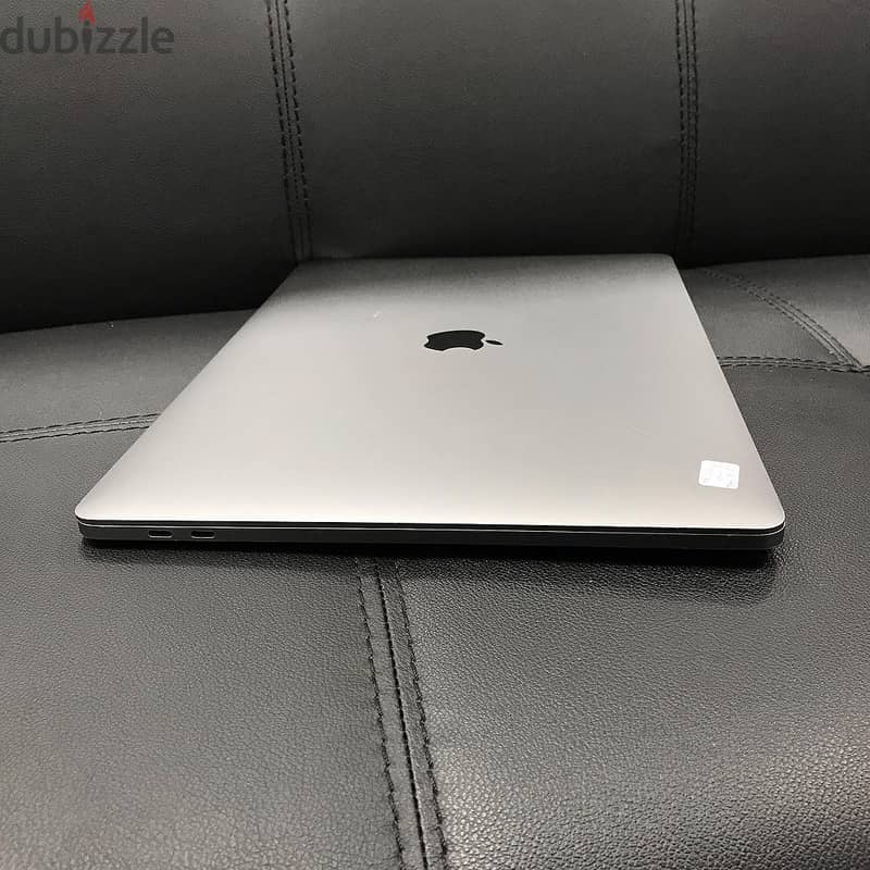 MacBook Pro 2019, Core i9, 16inch,  32GB RAM, 2TB SSD,  AMD 8G 2