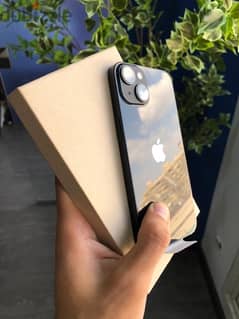 عـرض اليوم iPhone  14 256 GB بطاريه 98مستبدل من ابل  بكرتونة الاستبدال