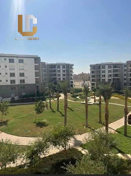 شقة للبيع استلام فوري متشطبة بالتكييفات باقل سعر ريسيل هايد بارك التجمع الخامس  Resale Hyde Park New Cairo 5