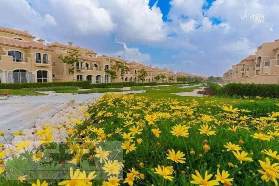 Classic twin villa ready to move 375m with installments in La Vista City لافيستا سيتي 14