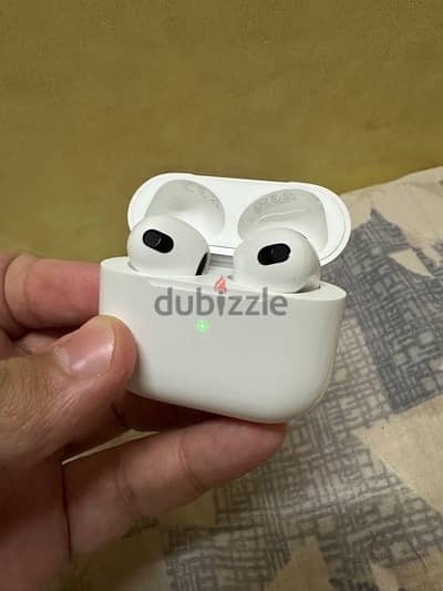 AirPods