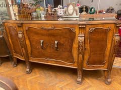 Antique buffet in very good condition