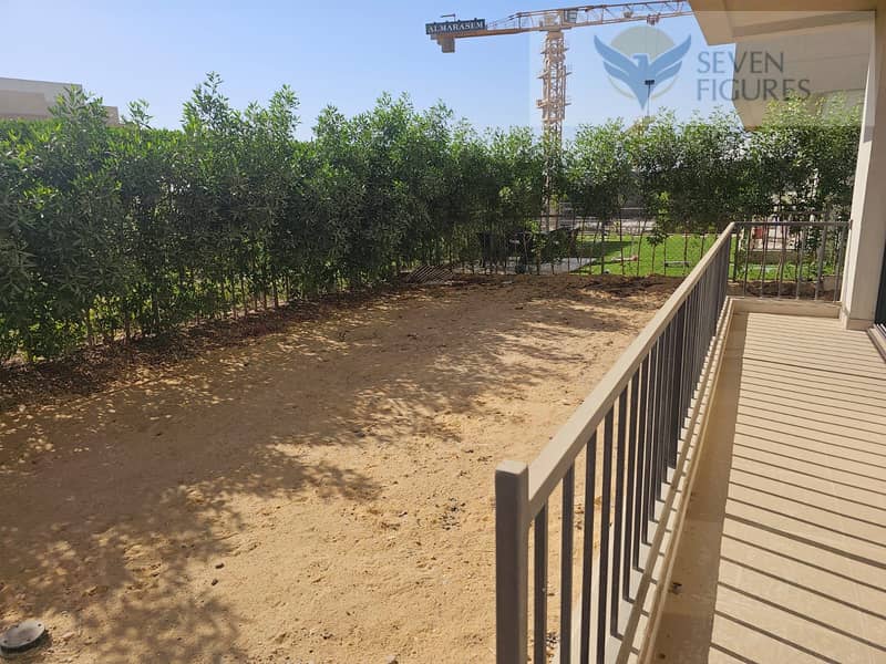 Apartments for Sale fifth square 195m  with garden 85m 4