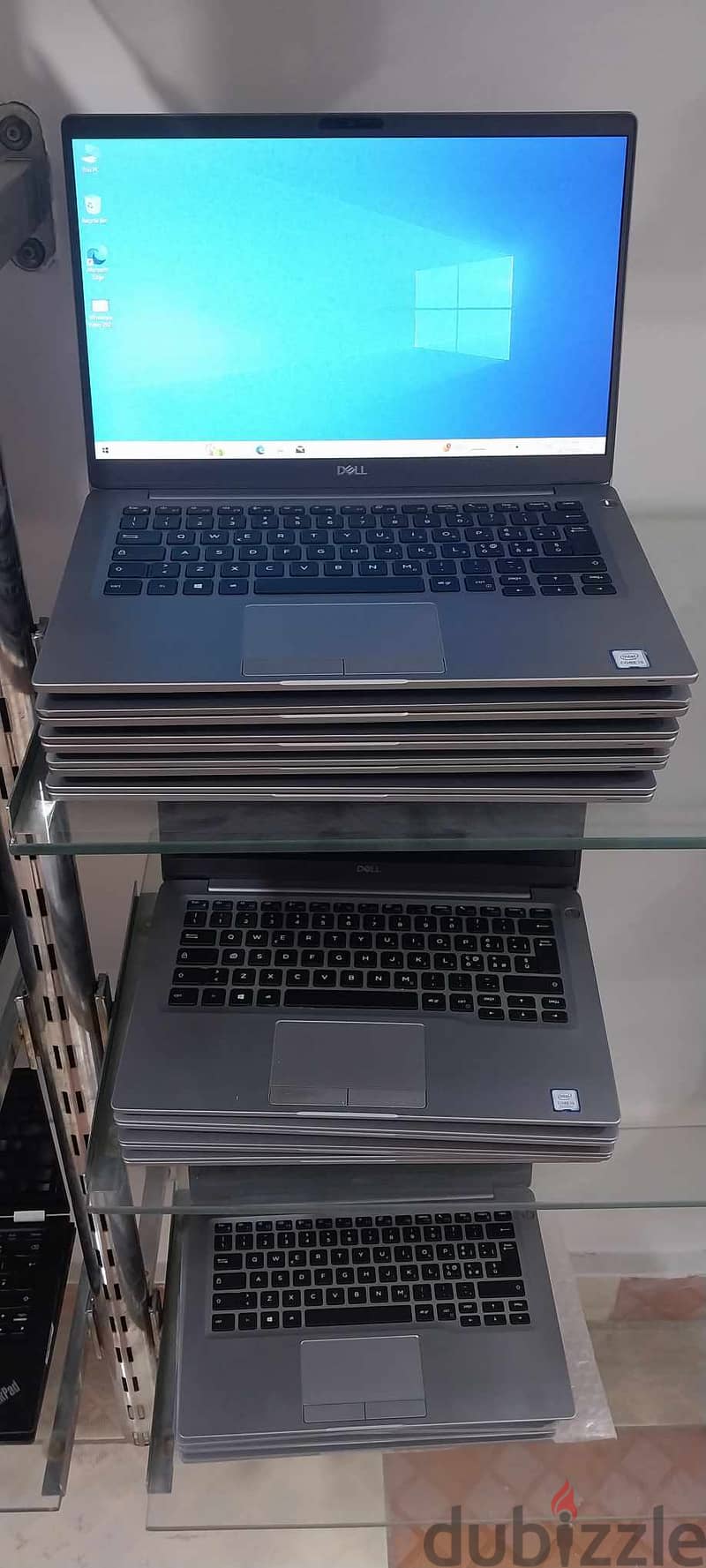 Dell 7400 الجيل التامن i5 بماتيريال معدن و لون فضي شيك جدا ultra slim 2