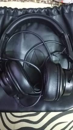 Headphone