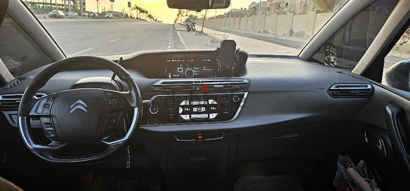 Citroen C4 Grand Picasso 2015 5