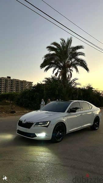 Skoda Superb 2019 4