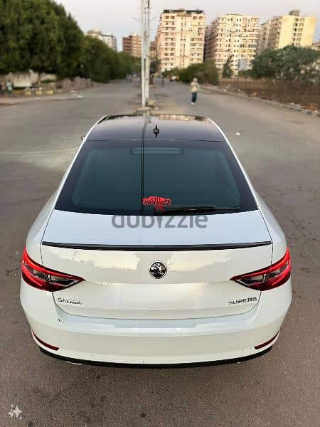 Skoda Superb 2019 10