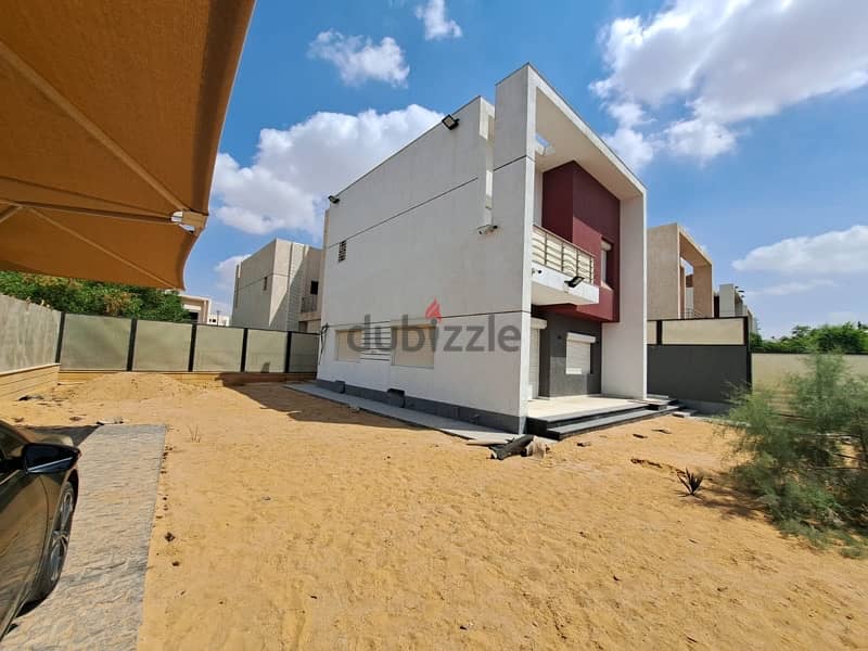 للايجار تاون كورنر في مدينتي تشطيب فاخرTown villa for rent in madienty 10