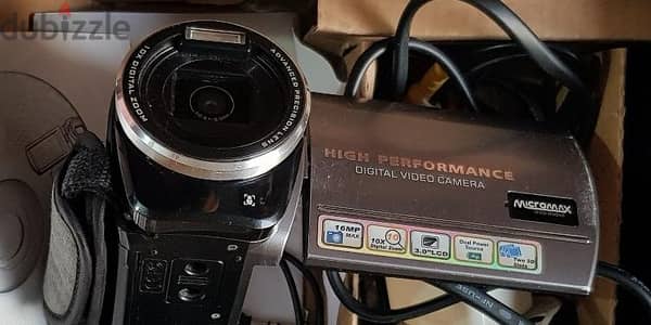 كاميرا HD بشاشة فلاته -H9000 - السعر1900جنية