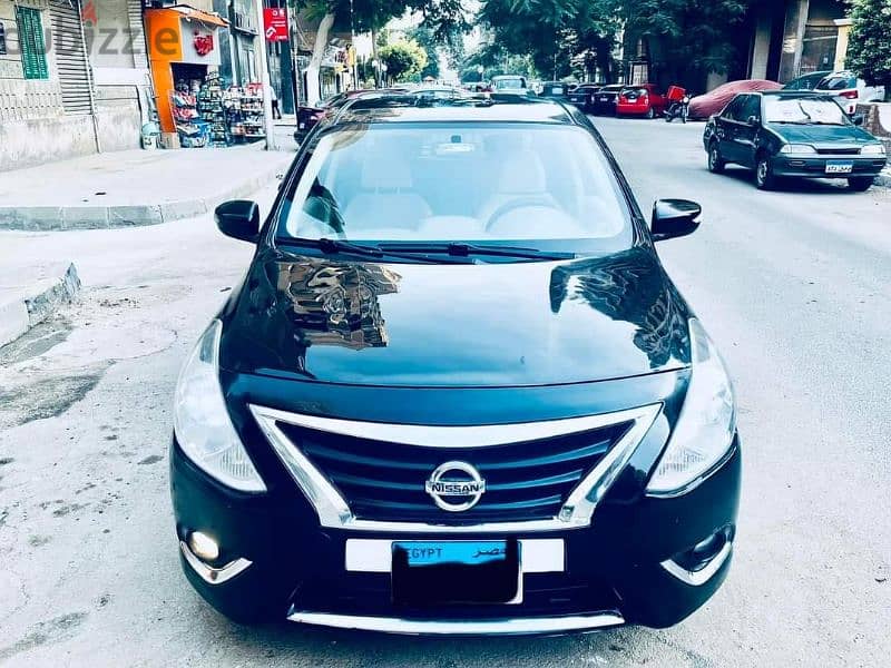 Nissan Sunny 2017 0