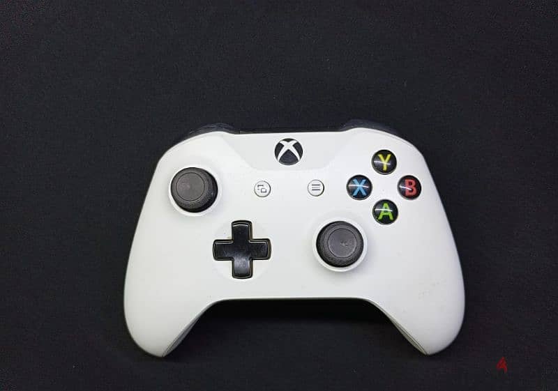 Xbox one s controller 2