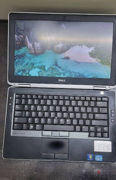 Dell Latitude E6330 1