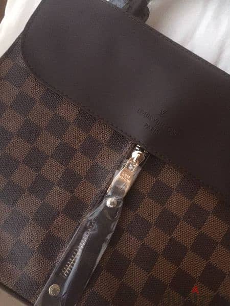 Louis vuitton bag mirror 2