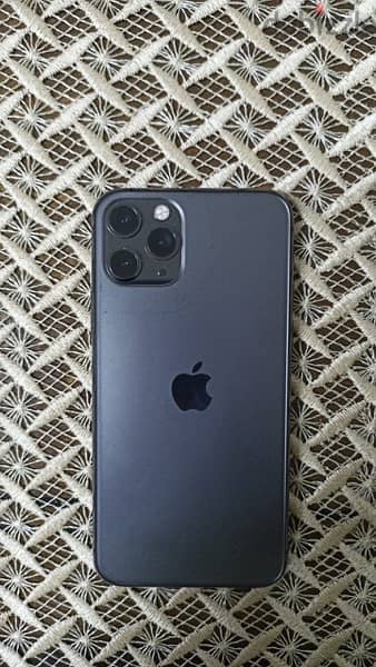 iPhone 11 Pro 1