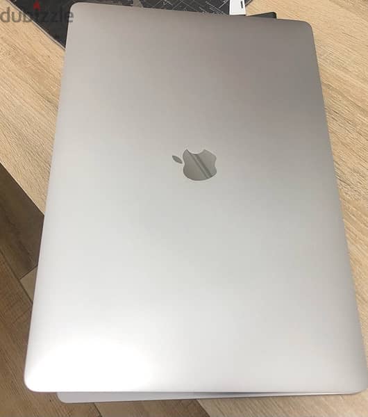 MacBook Pro 2019 1