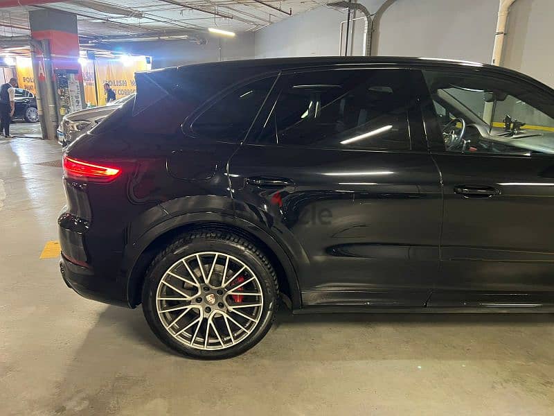 Porsche Cayenne 2019 1