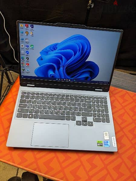 Lenovo loq i7 13650hx 1