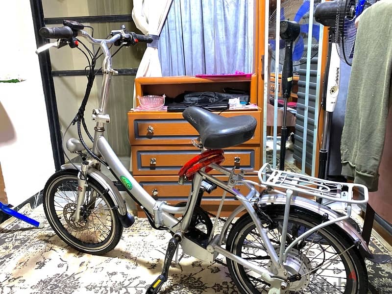 دراجه كهربائيه green bike استعمال اقل من اسبوعين 1