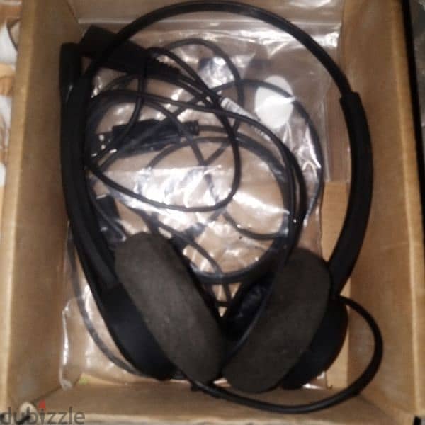 VT headset 7