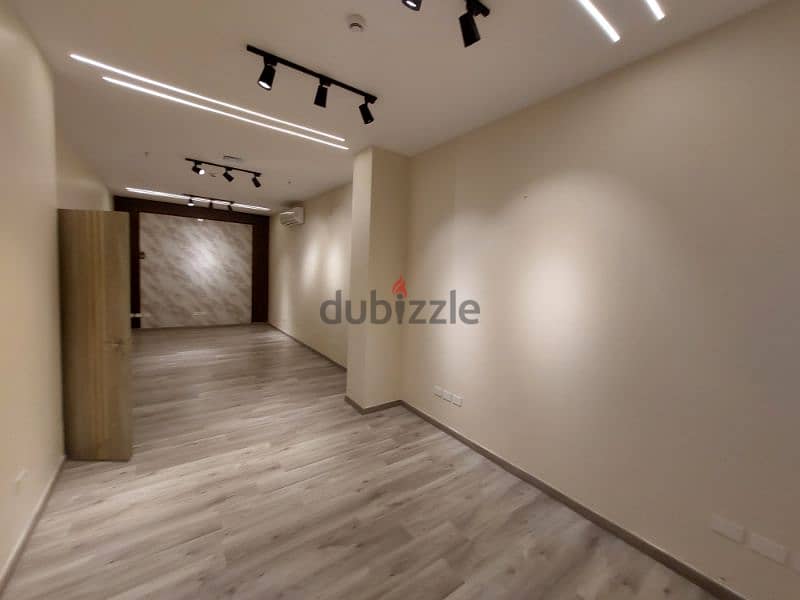 مقر اداري للايجار 300م بسعر لقطه في التجمع الخامس Office For Rent 300M 13