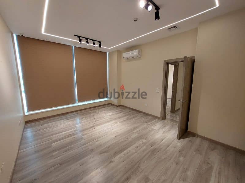 مقر اداري للايجار 300م بسعر لقطه في التجمع الخامس Office For Rent 300M 18