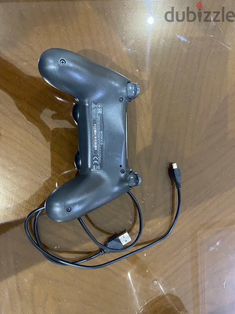 دراع ps4 controller 3