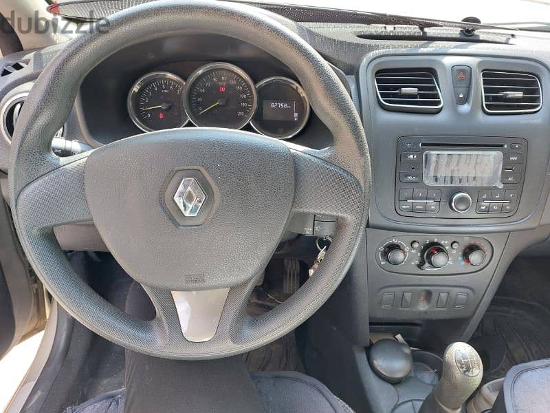 Renault Logan 2015 3