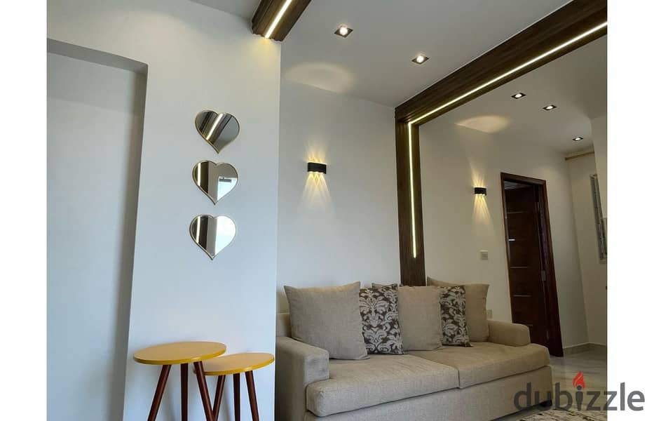 Studio 70mfully furnished for rent in stone residence new cairo 3