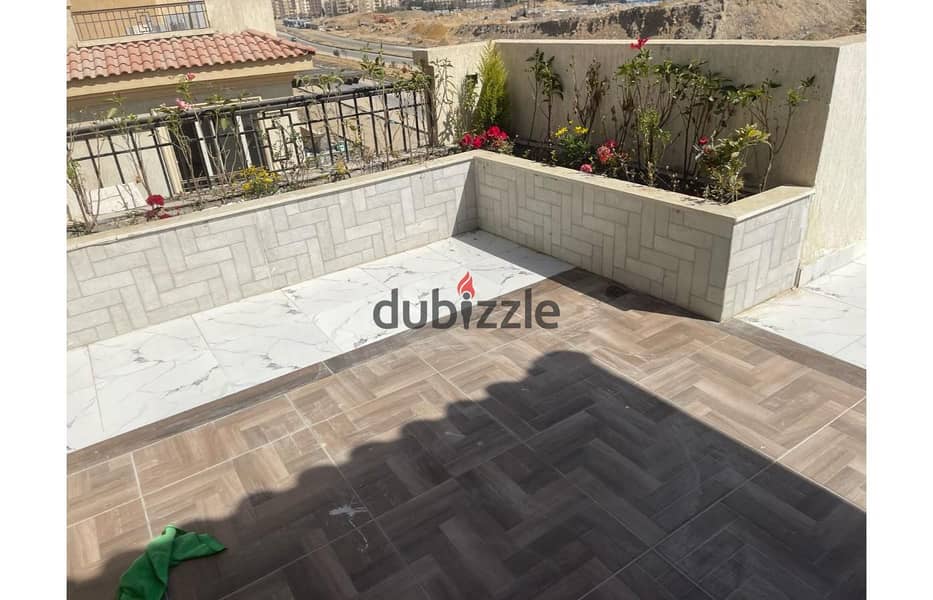 Studio 70mfully furnished for rent in stone residence new cairo 4