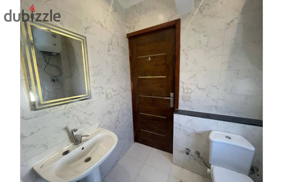 Studio 70mfully furnished for rent in stone residence new cairo 6