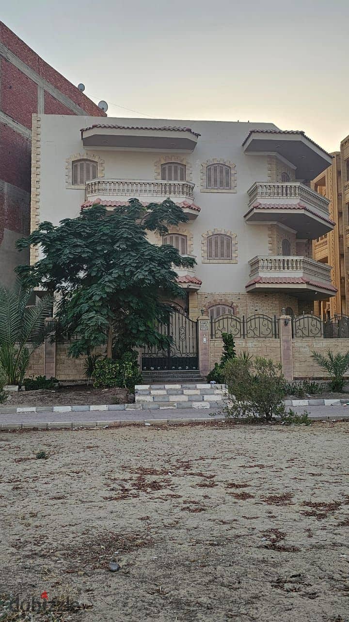 villa divided into apartments for sale 220m fully finished | 10th of Ramadan 3