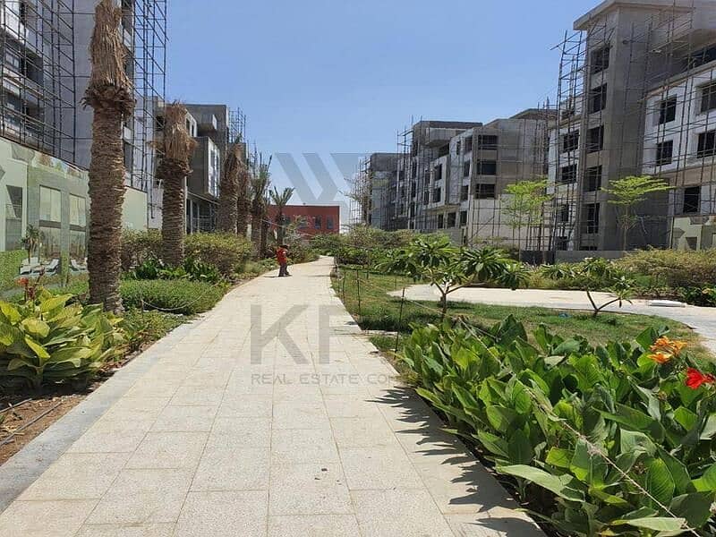 دوبلكس ارضي|متشطب-بالعفش-التكيفات|بول و حديقه خاص | Cairo / New Cairo / Trio Gardens Compound 5