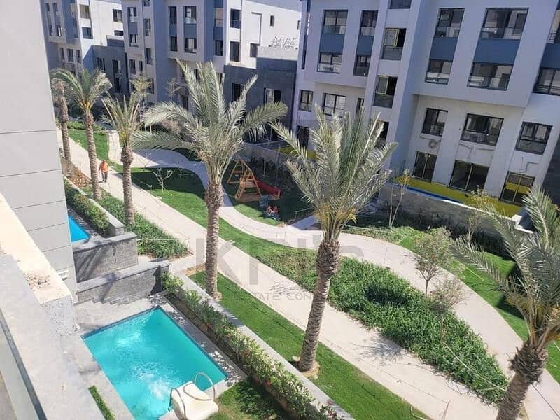 دوبلكس ارضي|متشطب-بالعفش-التكيفات|بول و حديقه خاص | Cairo / New Cairo / Trio Gardens Compound 18