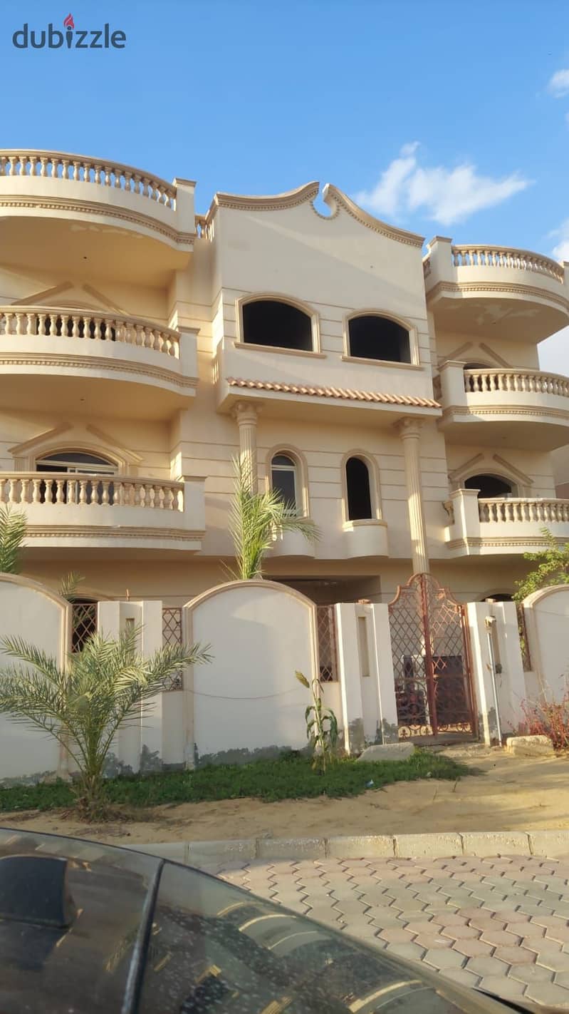 villa for sale 2260m - L760m El shorouk 1